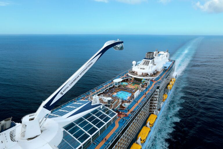 travel agents specializing in royal caribbean cruises