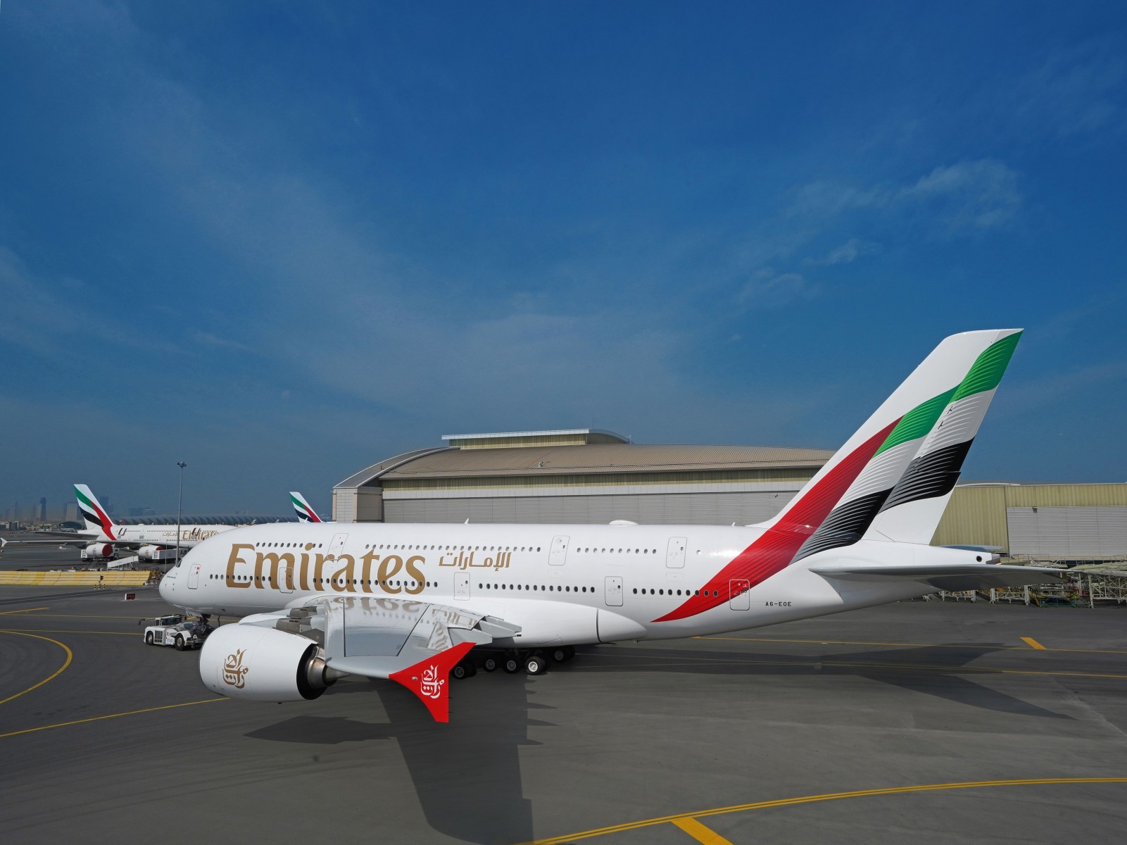 Emirates Unveils New Signature Livery Travel Pursuit