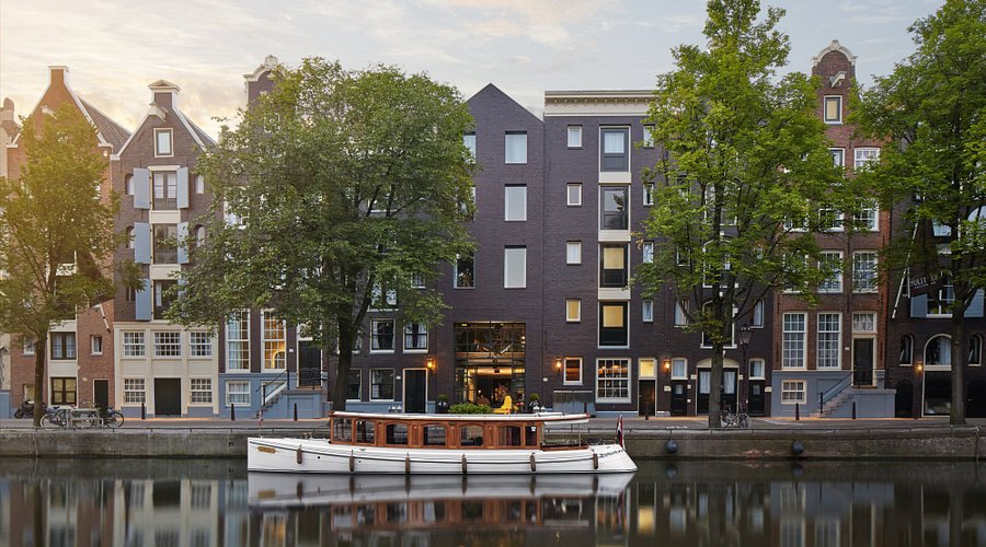 hotel-img