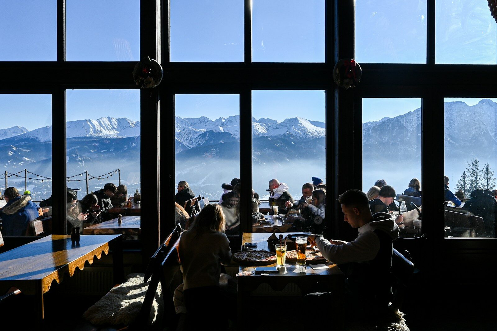 dining-img